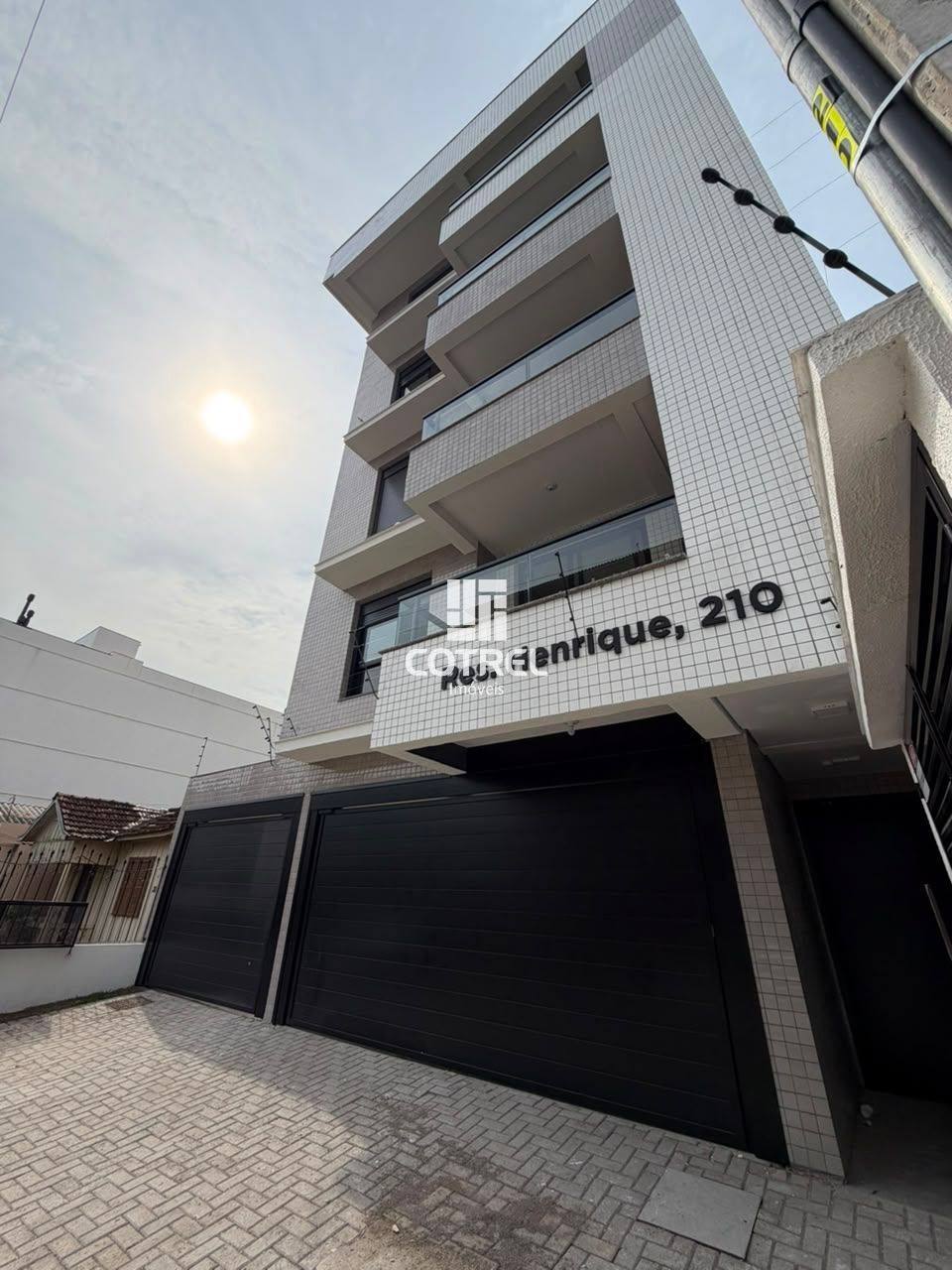 Apartamento à Venda 1 dormitório sendo suíte situado no bairro Camobi em Santa M