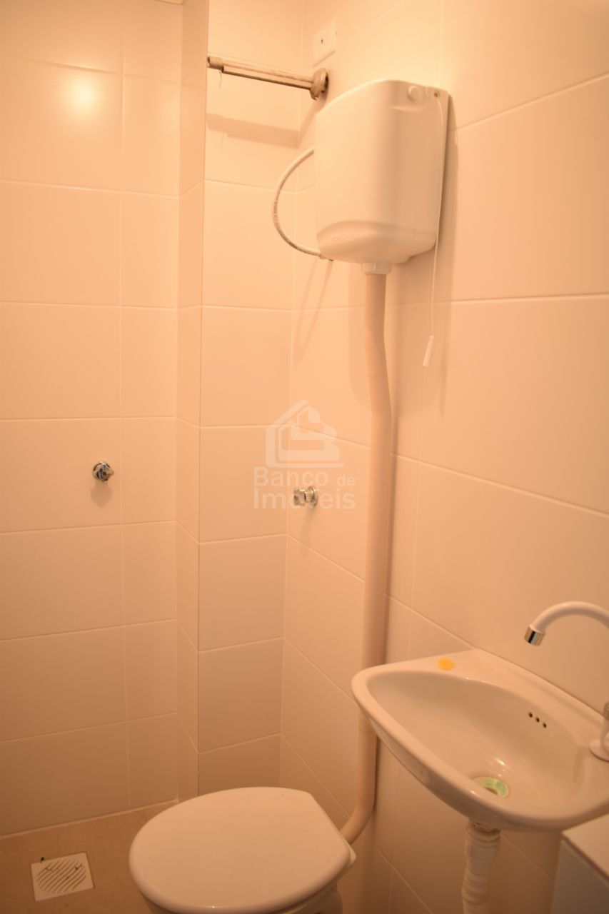 Apartamento para alugar com 3 quartos, 93m² - Foto 9