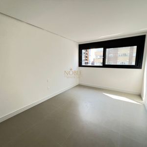 Apartamento com 117m², 3 dormitórios, 3 suítes, 2 vagas no Freedom em Torres para Comprar