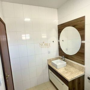 Casa com 240m², 4 dormitórios, 2 suítes, 2 vagas no bairro Praia Paraíso em Torres para Comprar