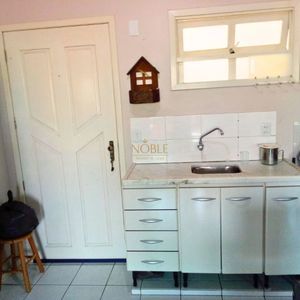 Apartamento com 38m², 1 dormitório, 1 vaga no Condomínio Justo em Torres para Comprar