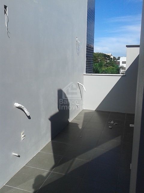 Apartamento para alugar com 2 quartos, 104m² - Foto 5