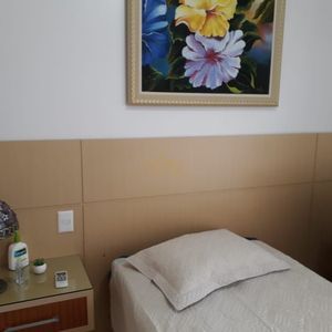 Apartamento com 124m², 3 dormitórios, 1 suíte, 2 vagas no Torre do Sol em Torres para Comprar