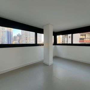 Apartamento com 78m², 2 dormitórios, 1 suíte, 1 vaga no Freedom em Torres para Comprar