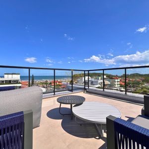 Apartamento com 88m², 2 dormitórios, 1 suíte, 2 vagas no Residencial Acrópole em Torres para Comprar