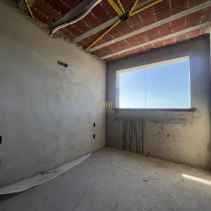 Apartamento com 51m², 2 dormitórios, 1 vaga no Majestic Residencial em Torres para Comprar