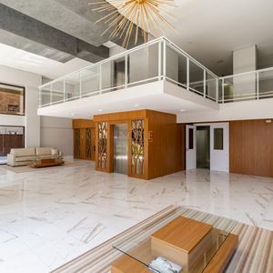 Apartamento com 216m², 4 dormitórios, 4 suítes, 2 vagas no Golden Tower em Torres para Comprar