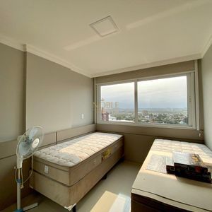 Duplex com 189m², 3 dormitórios, 1 suíte, 2 vagas no Torre de Athena em Torres para Comprar