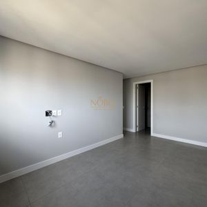 Apartamento com 102m², 3 dormitórios, 1 suíte, 2 vagas no Maui Residencial em Torres para Comprar
