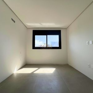 Apartamento com 97m², 2 dormitórios, 2 suítes, 1 vaga no Rosa dos Ventos em Torres para Comprar