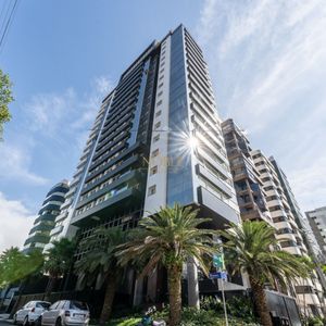 Apartamento com 135m², 3 dormitórios, 3 suítes, 2 vagas no Montalcino em Torres para Comprar