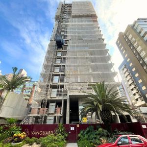 Apartamento com 210m², 4 dormitórios, 4 suítes, 3 vagas no Vanguard em Torres para Comprar
