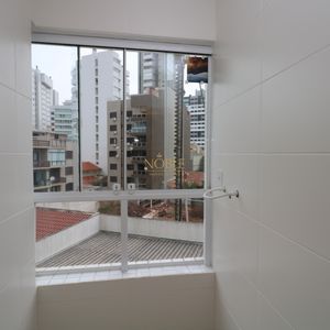 Apartamento com 85m², 2 dormitórios, 1 suíte, 1 vaga no Torres Elegance em Torres para Comprar