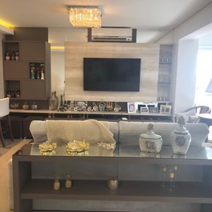 Apartamento com 158m², 4 dormitórios, 4 suítes, 2 vagas no Taipei em Torres para Comprar