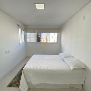Apartamento com 105m², 3 dormitórios, 1 suíte, 1 vaga no Paris em Torres para Comprar