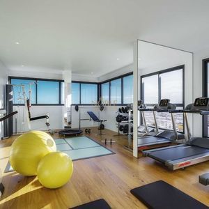 Apartamento com 117m², 3 dormitórios, 3 suítes, 2 vagas no Freedom em Torres para Comprar