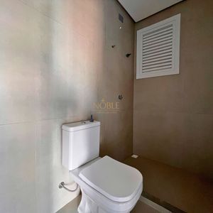 Apartamento com 70m², 2 dormitórios, 1 suíte, 2 vagas no Toronto em Torres para Comprar