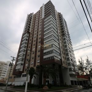 Apartamento com 109m², 3 dormitórios, 1 suíte, 2 vagas no San Pietro em Torres para Comprar