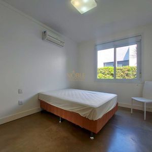 Casa com 210m², 3 dormitórios, 3 suítes, 2 vagas no Ocean Side em Torres para Comprar