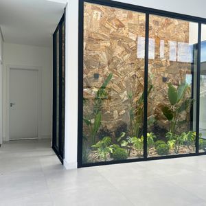 Casa com 288m², 4 dormitórios, 4 suítes, 4 vagas no bairro Bella Torres em Passo de Torres para Comprar