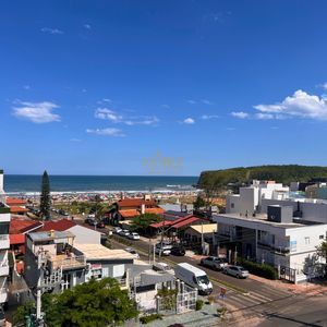 Apartamento com 88m², 2 dormitórios, 1 suíte, 2 vagas no Residencial Acrópole em Torres para Comprar