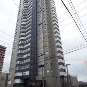 Apartamento com 249m², 4 dormitórios, 4 suítes, 3 vagas no Graziela em Torres para Comprar