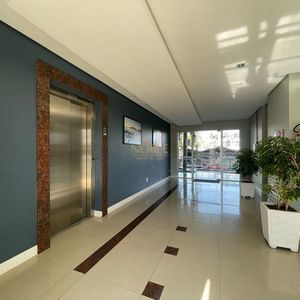 Apartamento com 117m², 3 dormitórios, 3 suítes, 1 vaga no Lex Center em Torres para Comprar