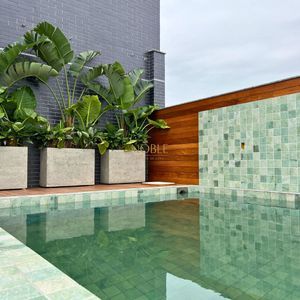 Apartamento com 91m², 2 dormitórios, 2 suítes, 2 vagas no Toronto em Torres para Comprar