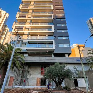 Apartamento com 78m², 2 dormitórios, 1 suíte, 2 vagas no Vista Mare em Torres para Comprar