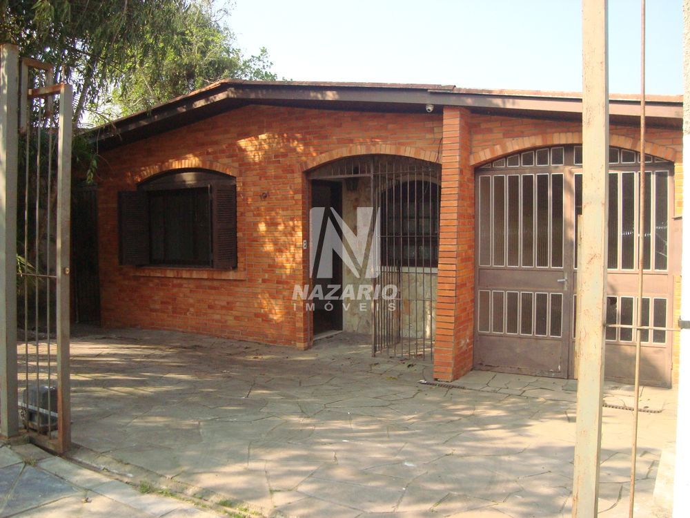 CASA 3 DORMITÓRIOS