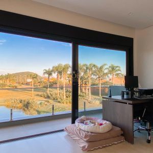 Casa de Condomínio com 375m², 4 dormitórios, 4 suítes, 2 vagas no Condomínio Ilhas Park em Torres para Comprar