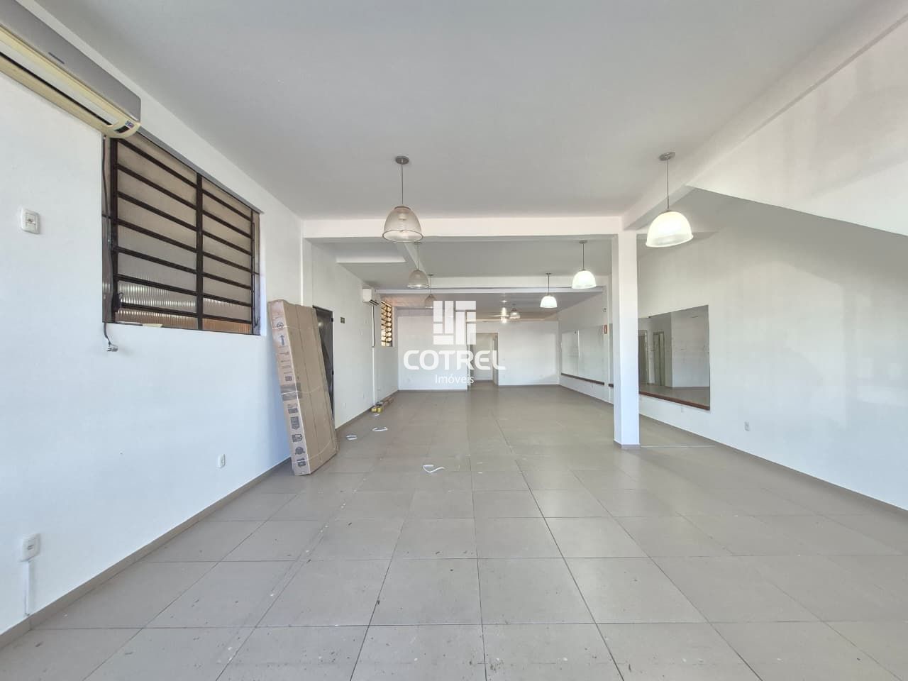 Loja Comercial para Locação 100 m² no Bairro Camobi em Santa Maria - RS