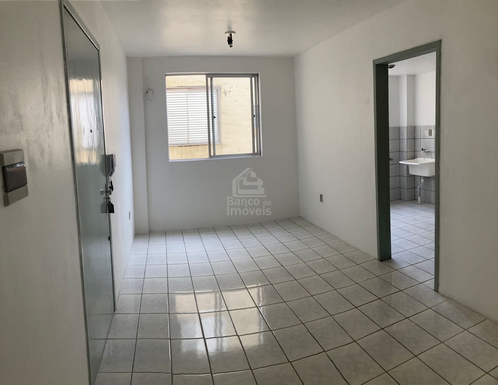 Apartamento para alugar com 2 quartos, 72m² - Foto 2