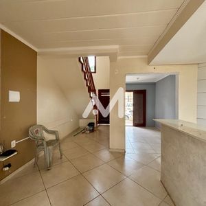 Sobrado com 70m² e 2 dormitórios no bairro Campestre em Lajeado para Alugar