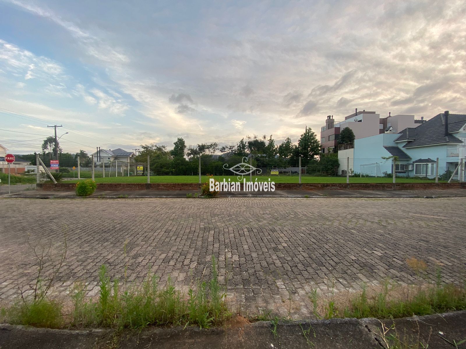 Terreno à venda, 525m² - Foto 1