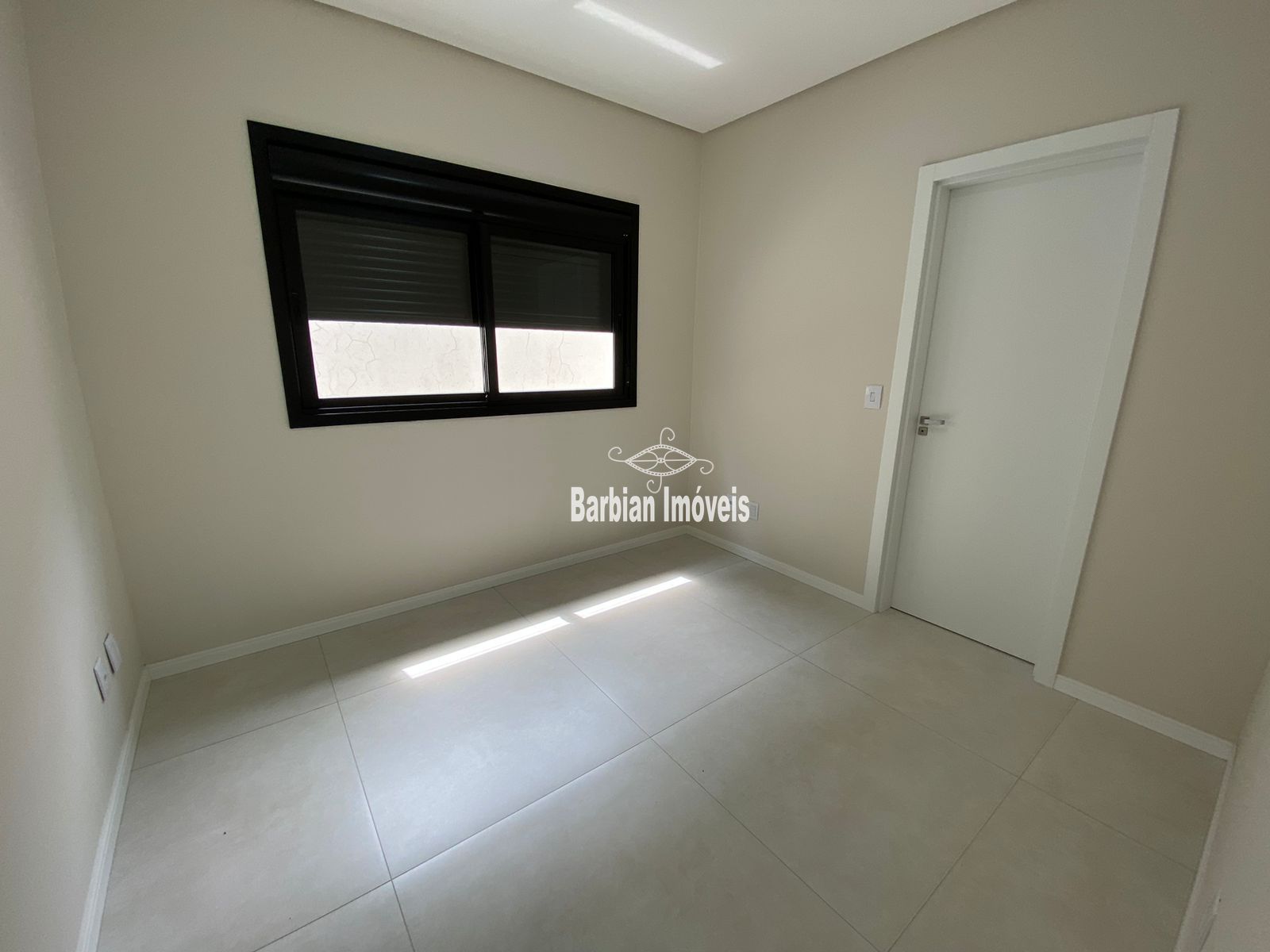 Casa à venda com 3 quartos, 163m² - Foto 11