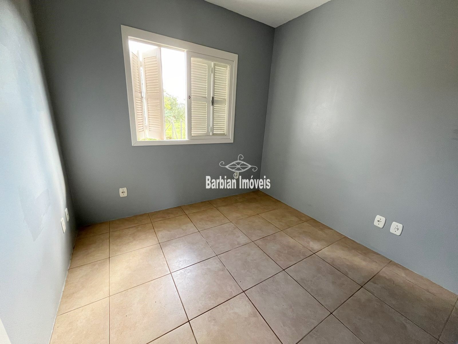 Casa à venda com 2 quartos, 62m² - Foto 8