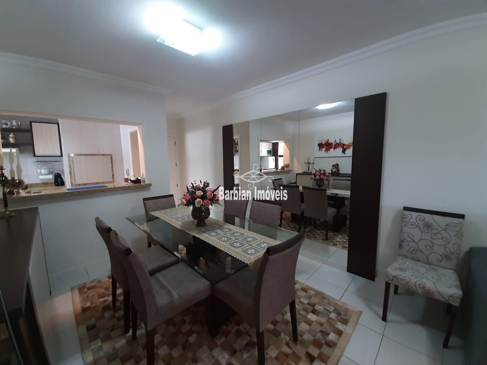 Apartamento à venda com 3 quartos, 109m² - Foto 3