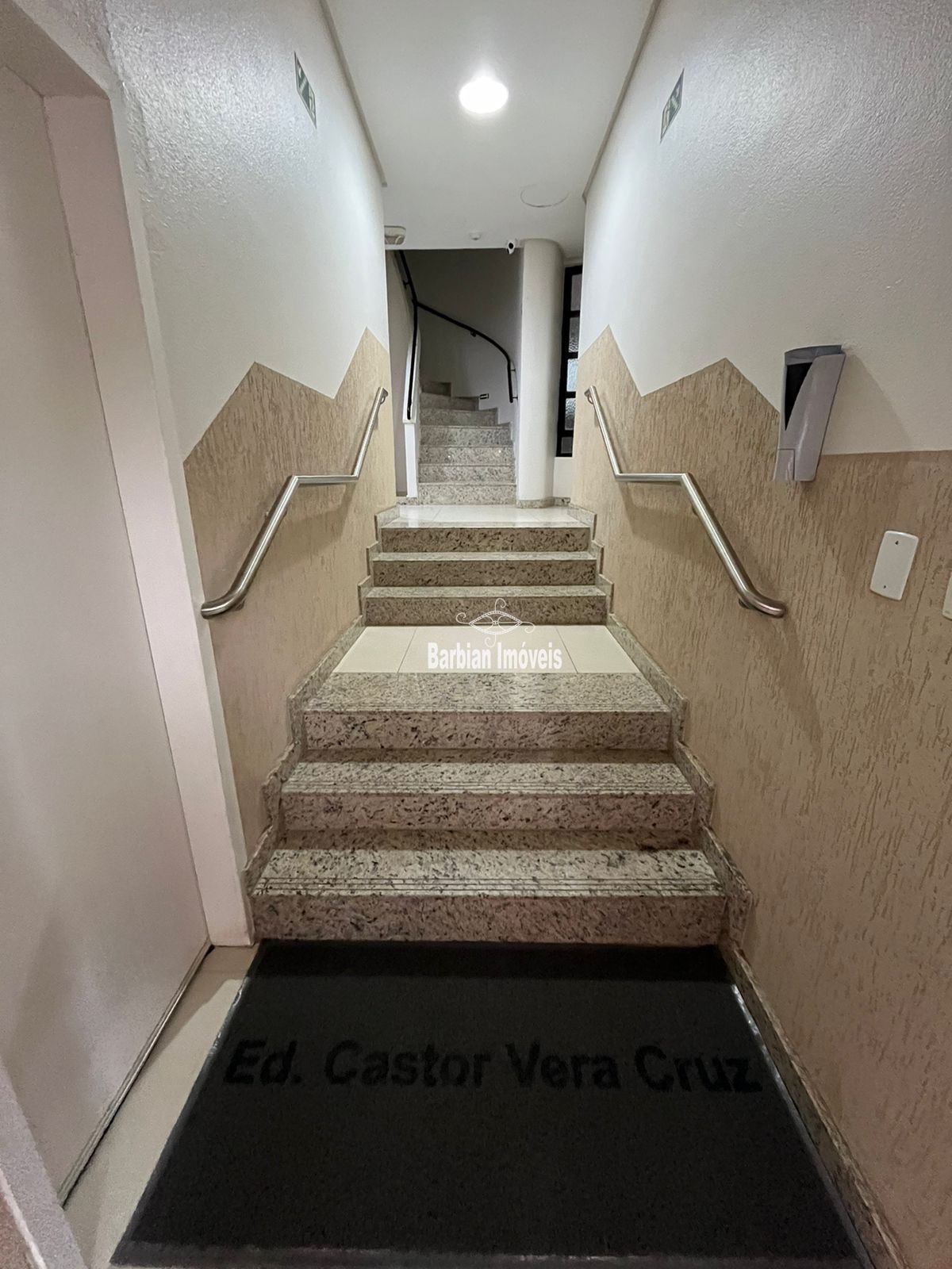 Apartamento à venda com 2 quartos, 79m² - Foto 15