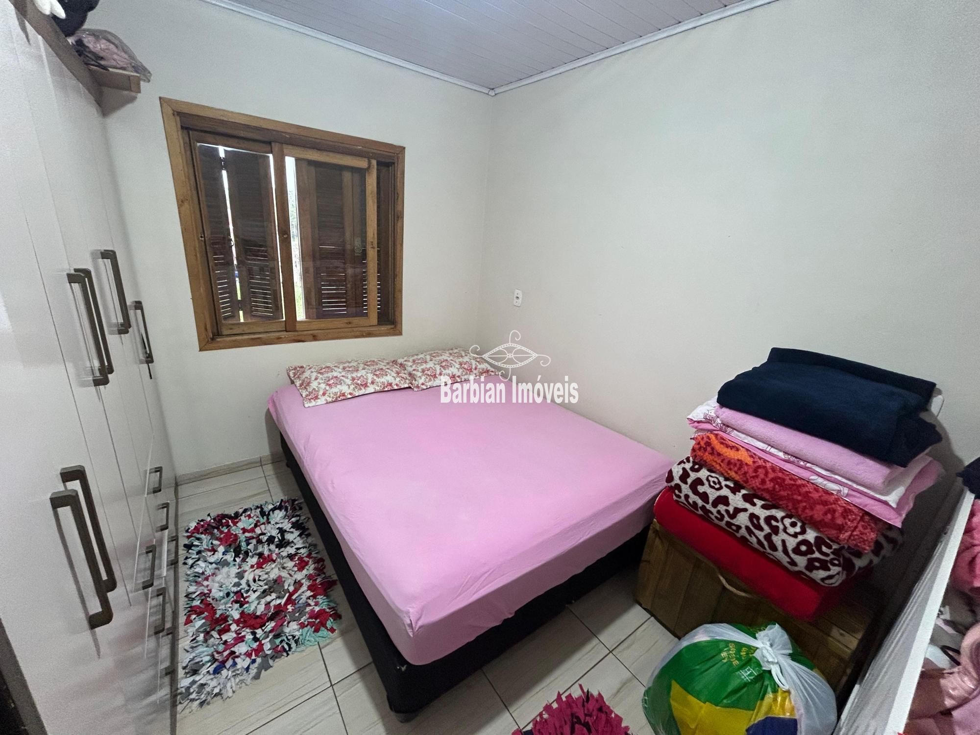 Casa à venda com 2 quartos, 45m² - Foto 4