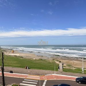 Apartamento com 134m², 3 dormitórios, 1 suíte, 1 vaga no Beira Mar em Torres para Comprar