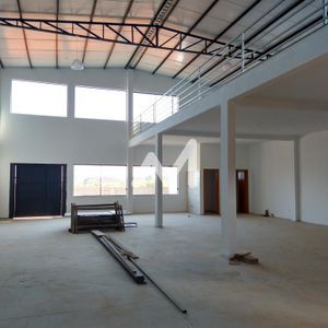 Pavilhão com 342m² e 1 dormitório no bairro Olarias em Lajeado para Alugar