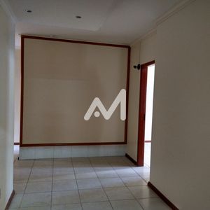 Sala Comercial com 80m² no bairro Centro em Lajeado para Alugar