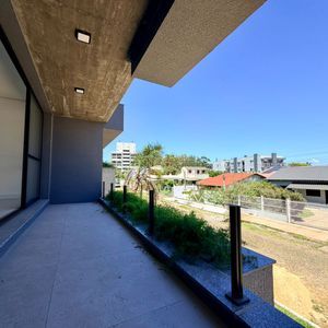 Apartamento com 52m², 1 dormitório, 1 suíte, 1 vaga no Florença em Torres para Comprar