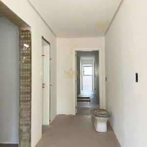 Apartamento com 165m², 3 dormitórios, 3 suítes, 3 vagas no Vanguard em Torres para Comprar