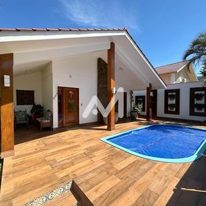 Casa com 228m² e 3 dormitórios no bairro Montanha em Lajeado para Comprar