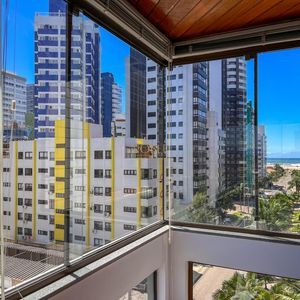 Apartamento com 153m², 4 dormitórios, 1 suíte, 1 vaga no Monte Carlo em Torres para Comprar