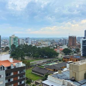Apartamento com 91m², 2 dormitórios, 1 suíte, 1 vaga no Magma em Torres para Comprar