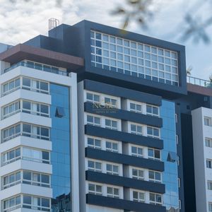 Apartamento com 144m², 3 dormitórios, 3 suítes, 2 vagas no Montalcino em Torres para Comprar