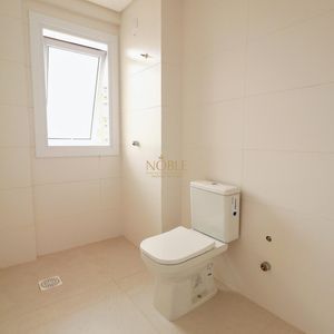 Apartamento com 130m², 3 dormitórios, 1 suíte, 2 vagas no Monterrey em Torres para Comprar